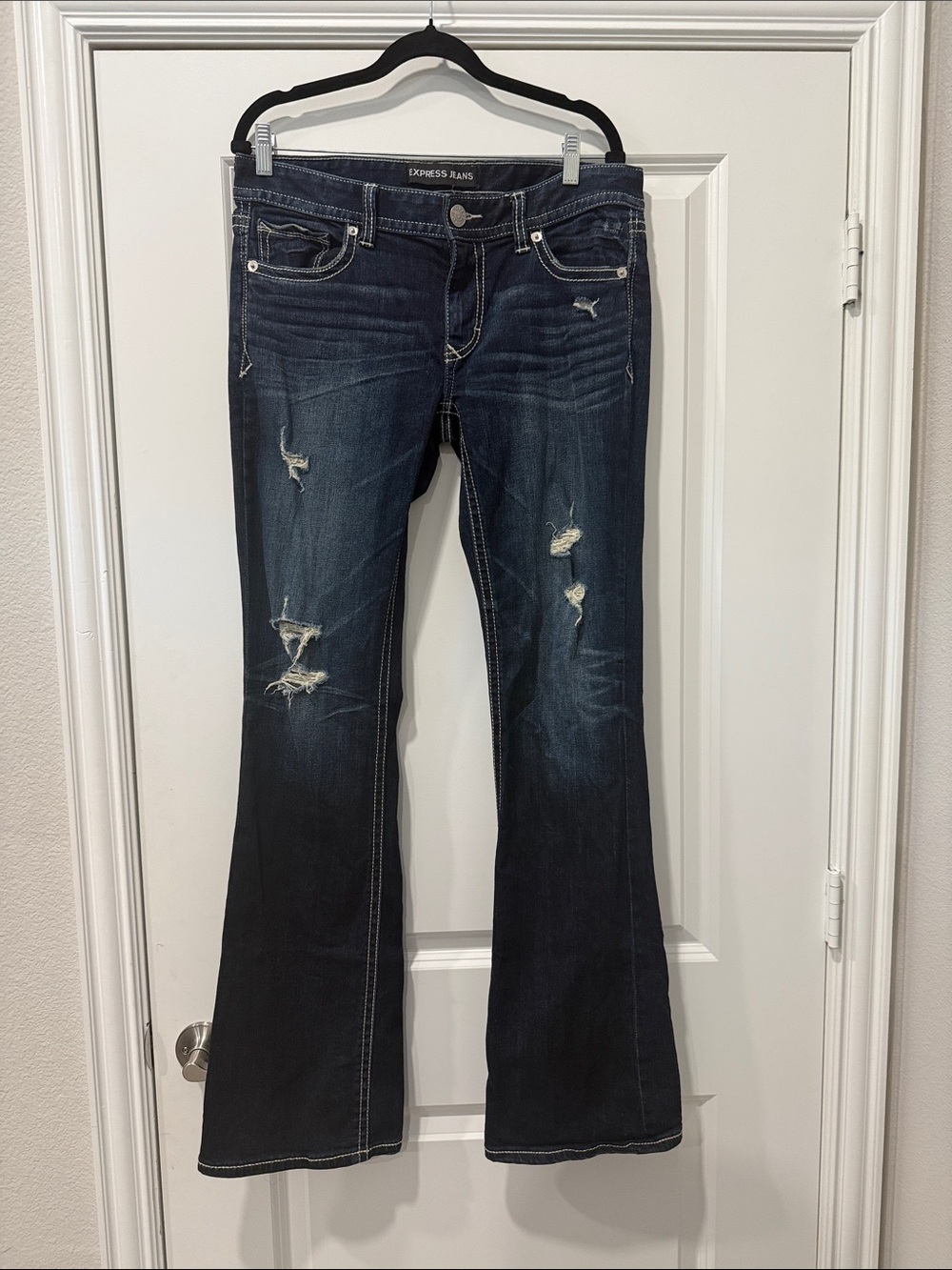 Express Ripped Flare Jeans in Dark Blue Wash Size 10 Long EUC